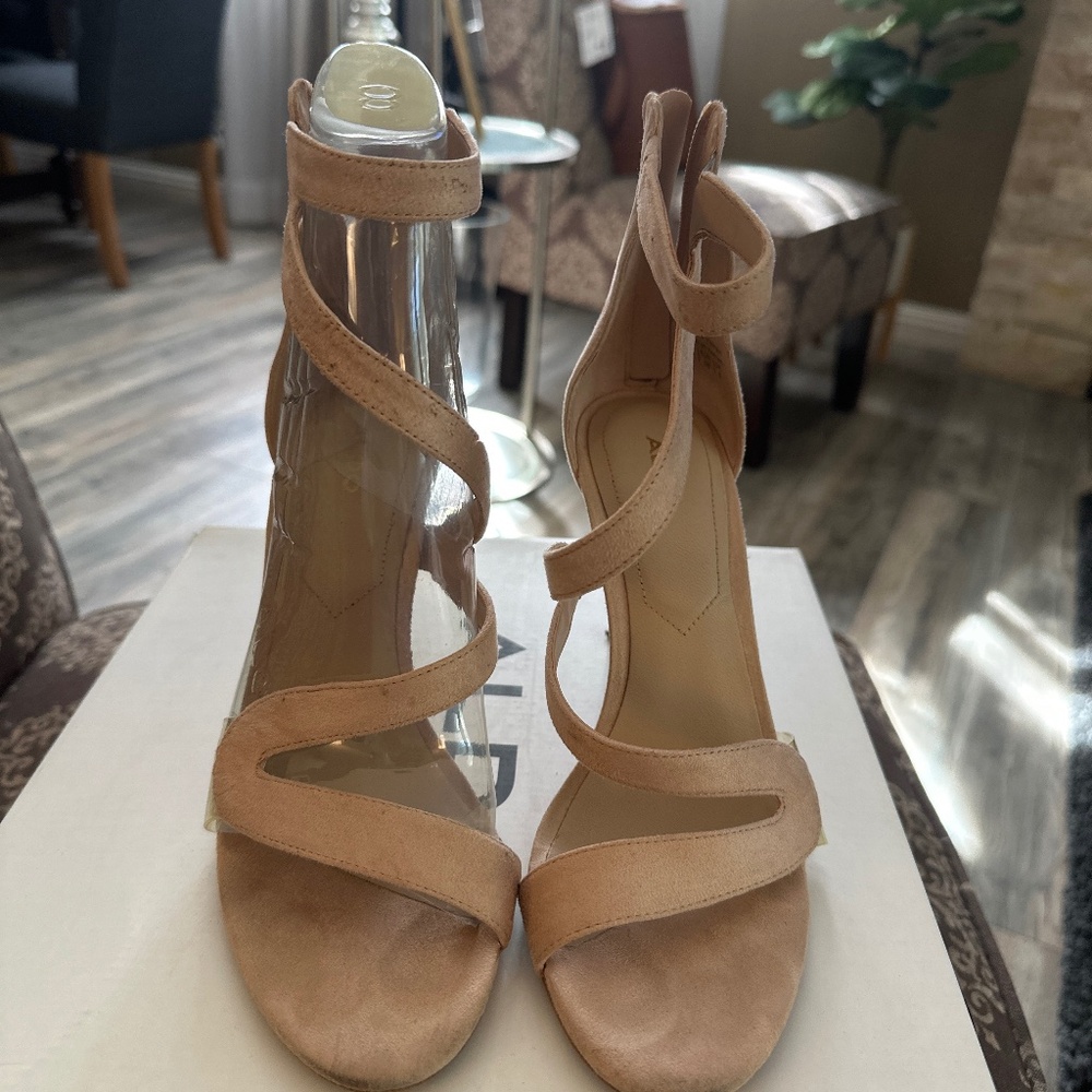 Women heels